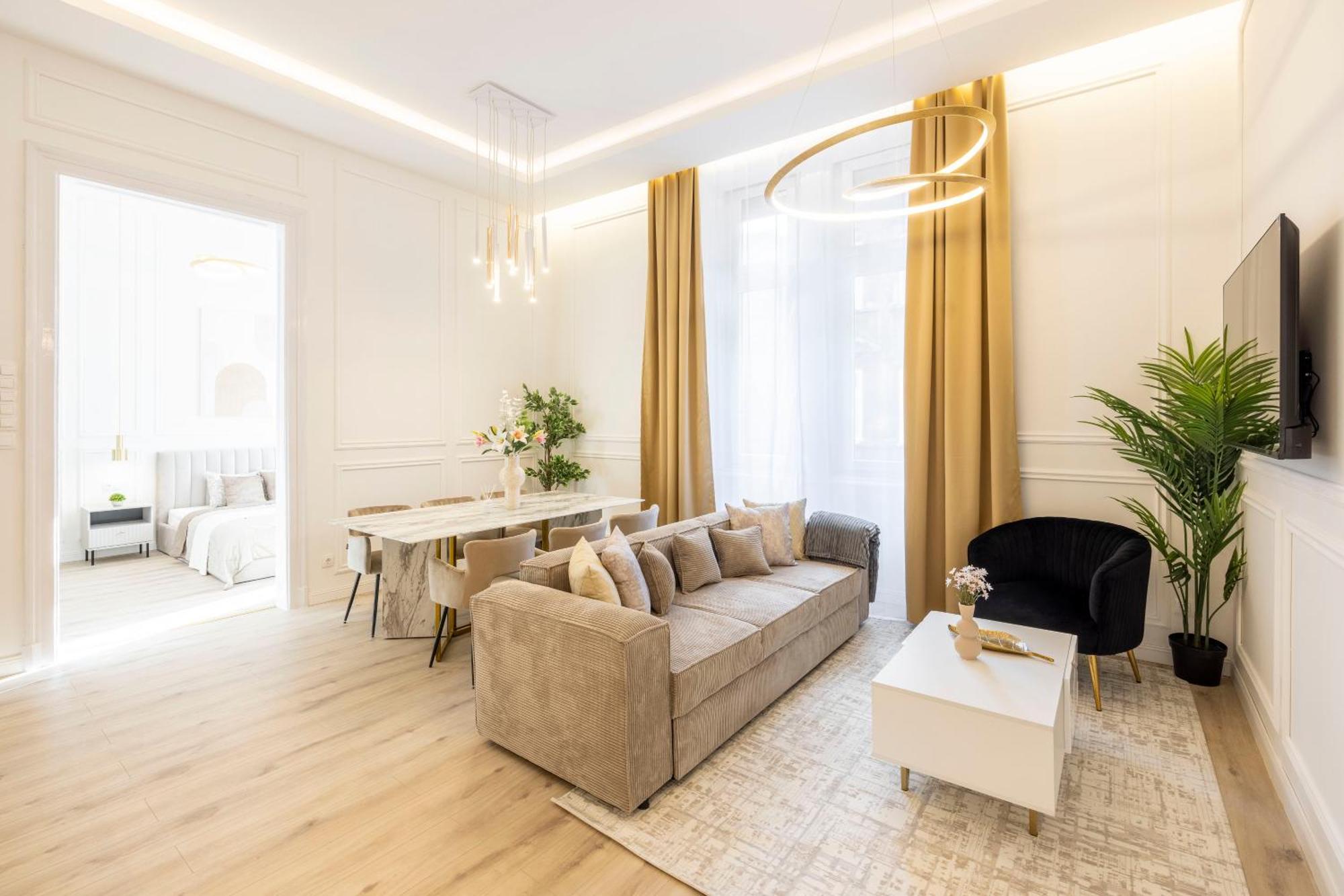 Exclusive & Prestigious Central Residence W/ Balcony ブダペスト エクステリア 写真